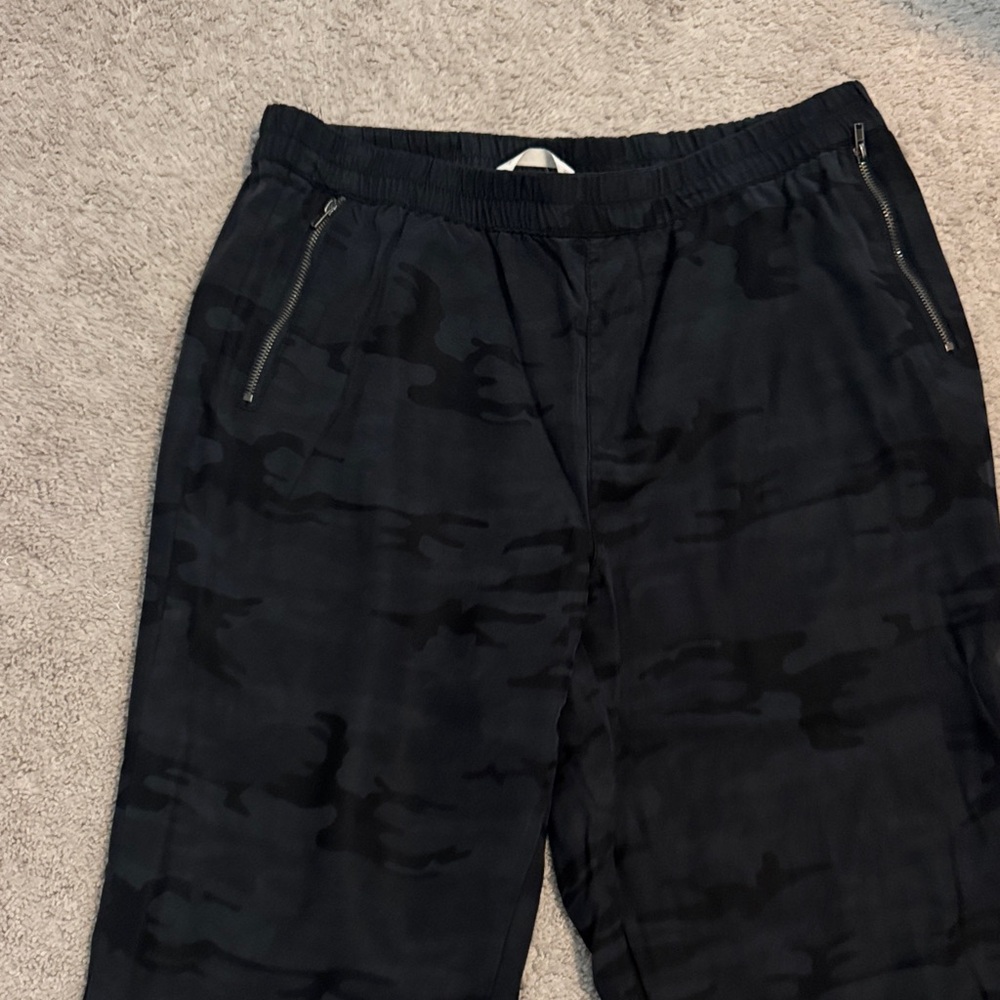 Soft Surroundings Black Camouflage Joggers